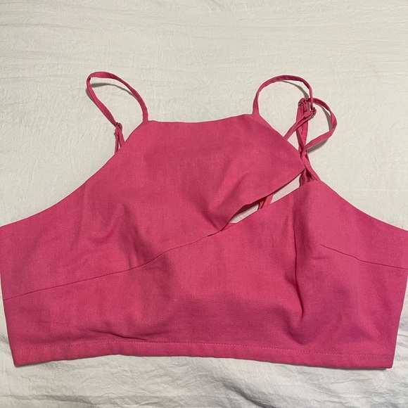 Patchico split bust crop top - Picture 4 of 5